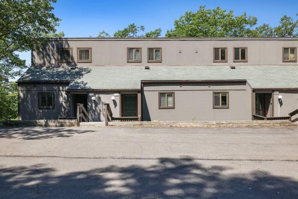 Garrett's Camelback House Lägenhet Tannersville Exteriör bild